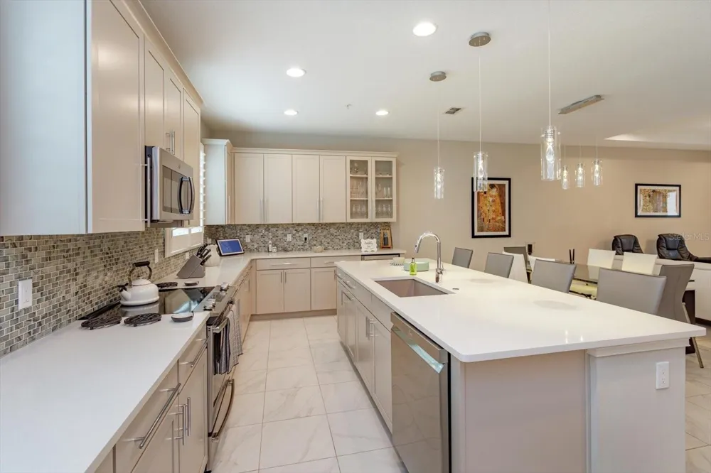 1495 LAKE GEORGE DRIVE Lake Mary, FL 32746
