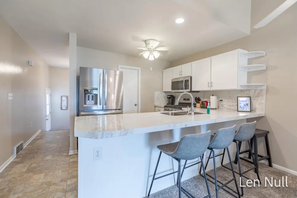 2742 Stonebluff Drive SW Wyoming City, MI 49519