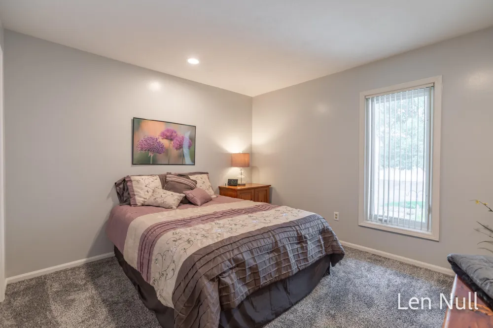 2742 Stonebluff Drive SW Wyoming City, MI 49519