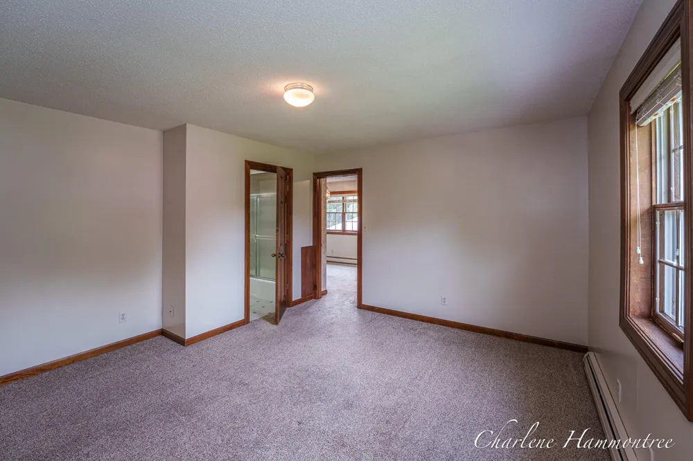 9111 Summit Avenue NE Algoma Township, MI 49341