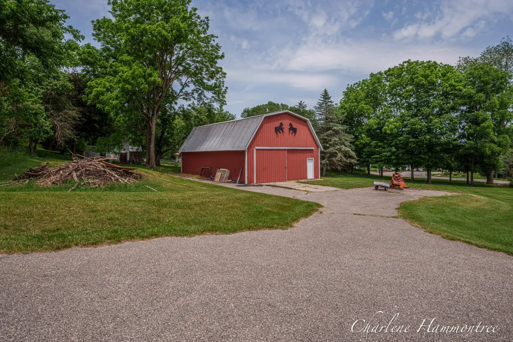 9111 Summit Avenue NE Algoma Township, MI 49341