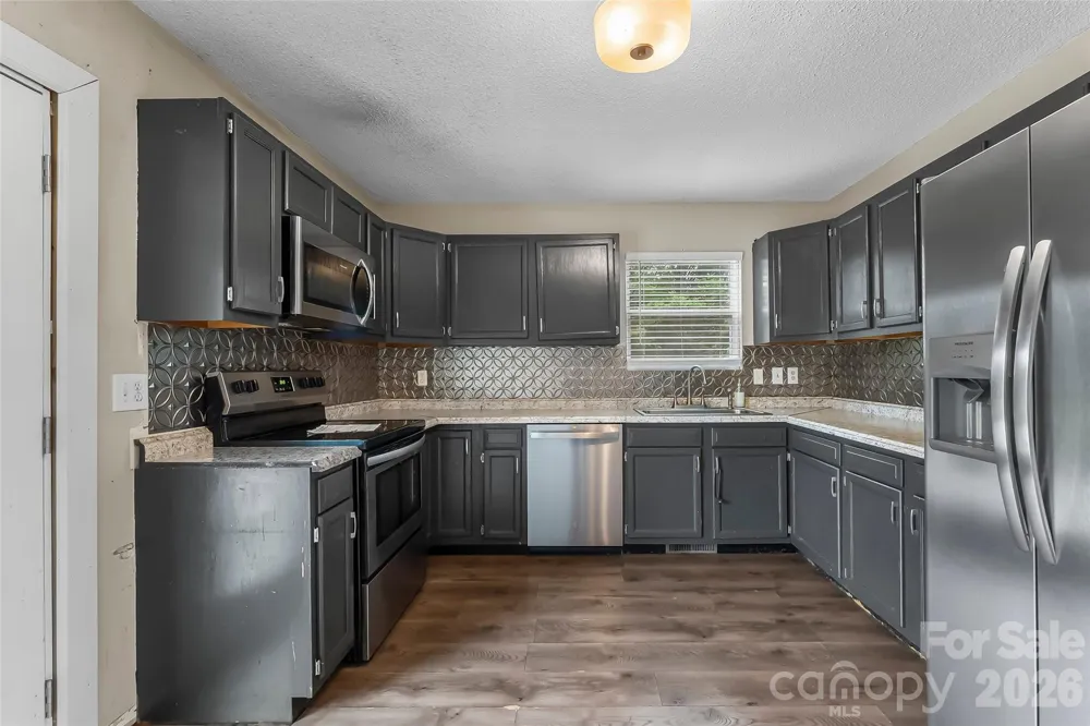 2646 Icard Rhodhiss Road Connelly Springs, NC 28612