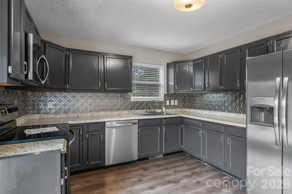 2646 Icard Rhodhiss Road Connelly Springs, NC 28612