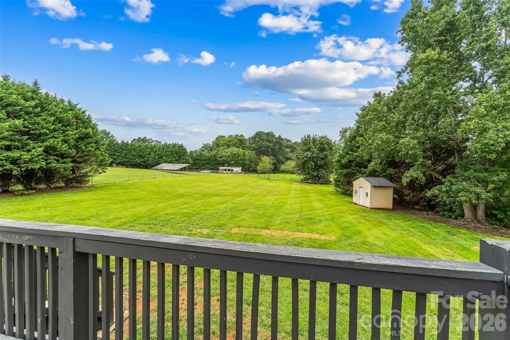 2646 Icard Rhodhiss Road Connelly Springs, NC 28612
