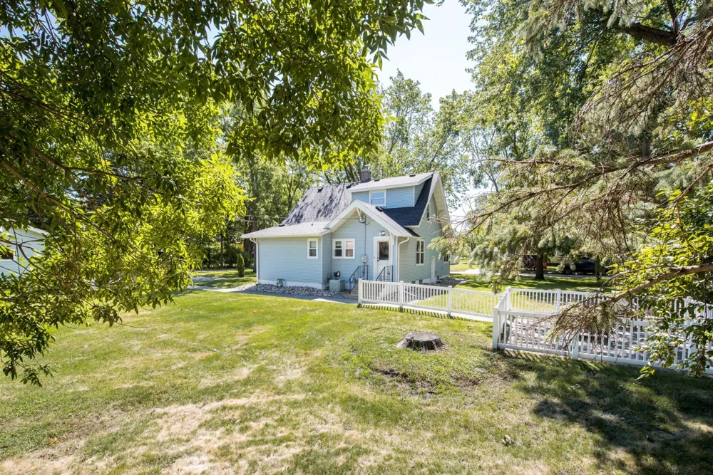 305 8th Avenue E Alexandria, MN 56308