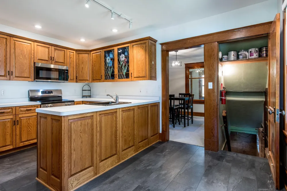 305 8th Avenue E Alexandria, MN 56308