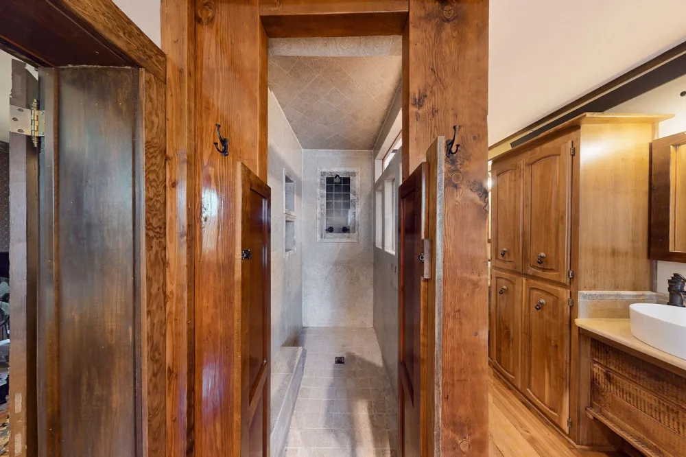 212 6th Street Henderson, MN 56044