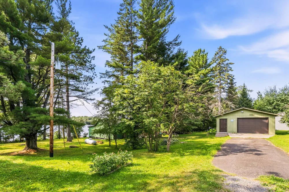 3650 Campaigne Road Brimson, MN 55602