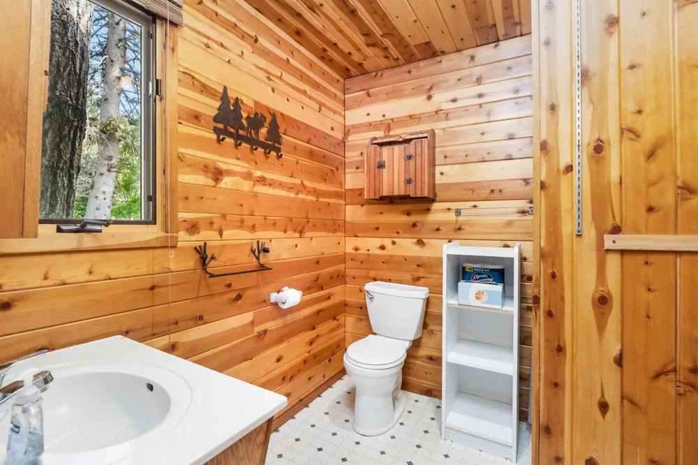 3650 Campaigne Road Brimson, MN 55602