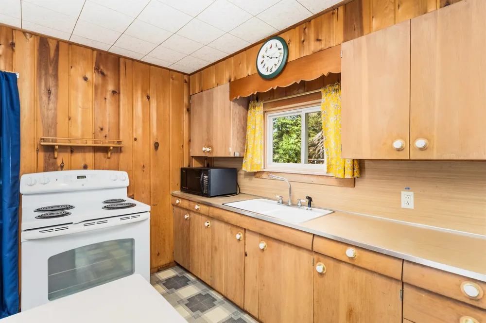 3650 Campaigne Road Brimson, MN 55602