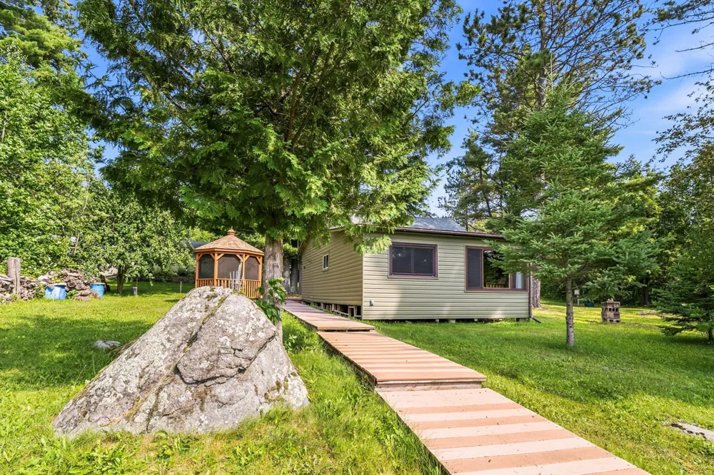 3650 Campaigne Road Brimson, MN 55602