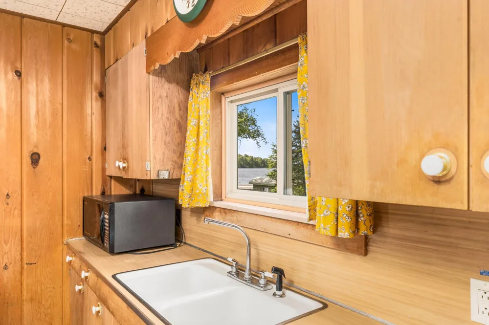 3650 Campaigne Road Brimson, MN 55602