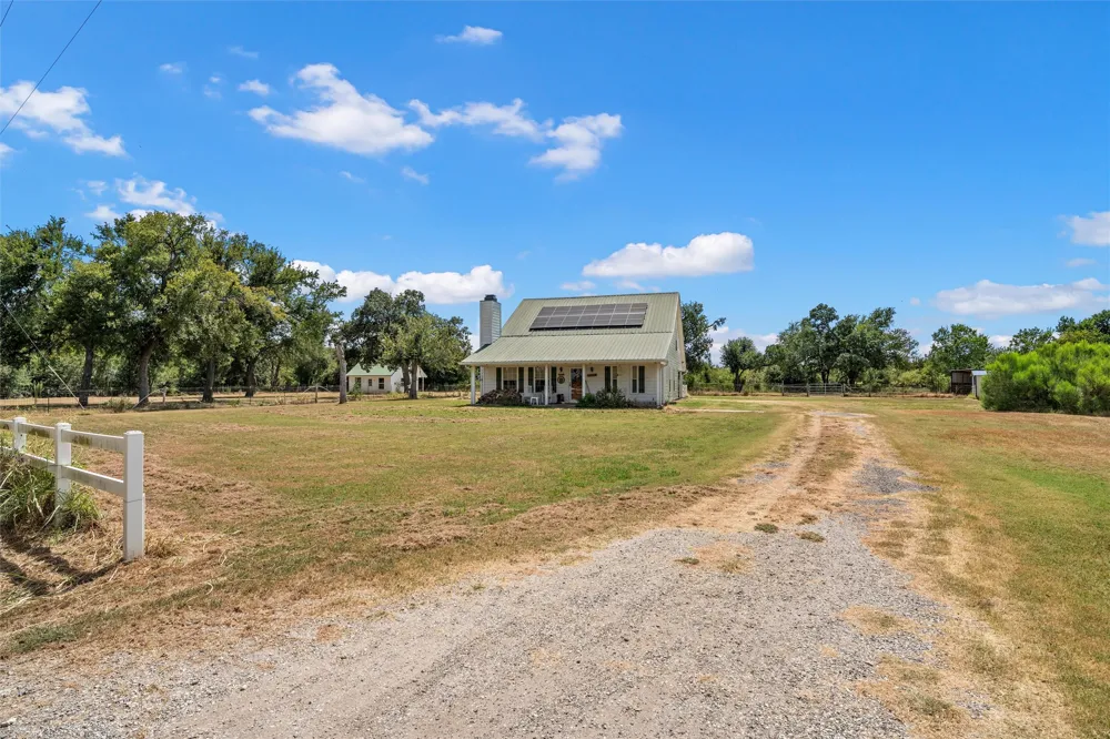 353 County Road 176 Marlin, TX 76661