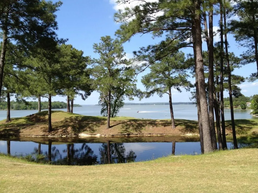 26636 Pools Creek Dr Huntsville, TX 77320
