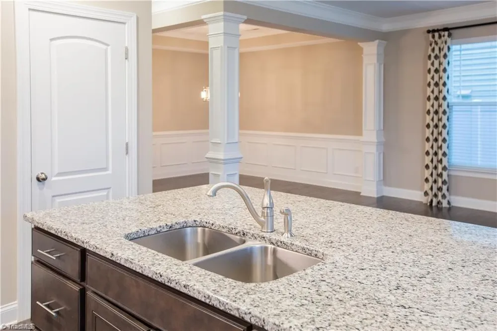 218 Crane Creek Way Lexington, NC 27295
