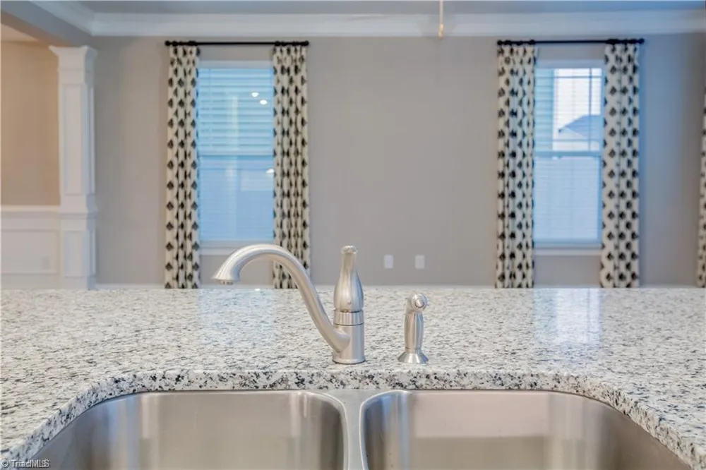218 Crane Creek Way Lexington, NC 27295
