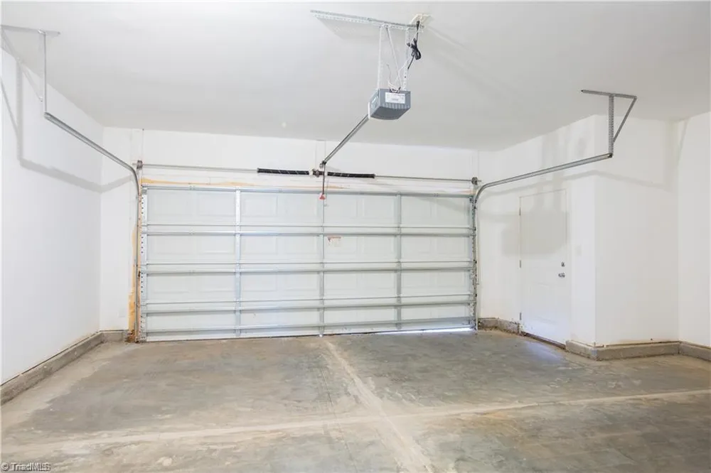 218 Crane Creek Way Lexington, NC 27295