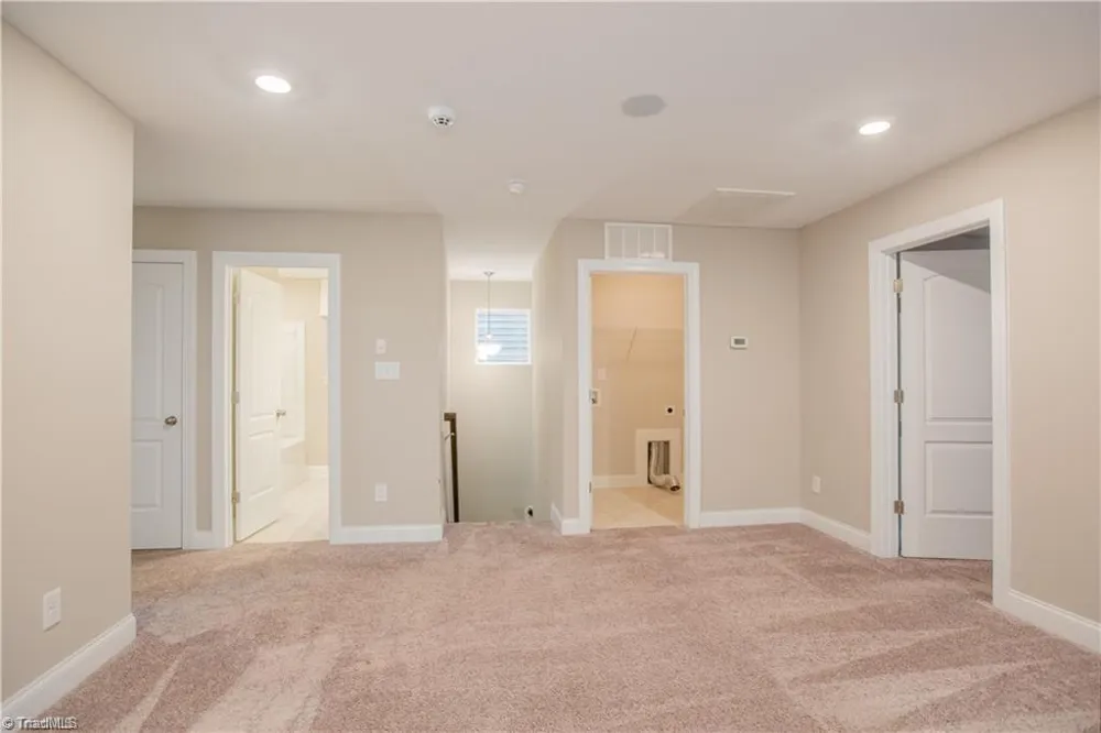 218 Crane Creek Way Lexington, NC 27295