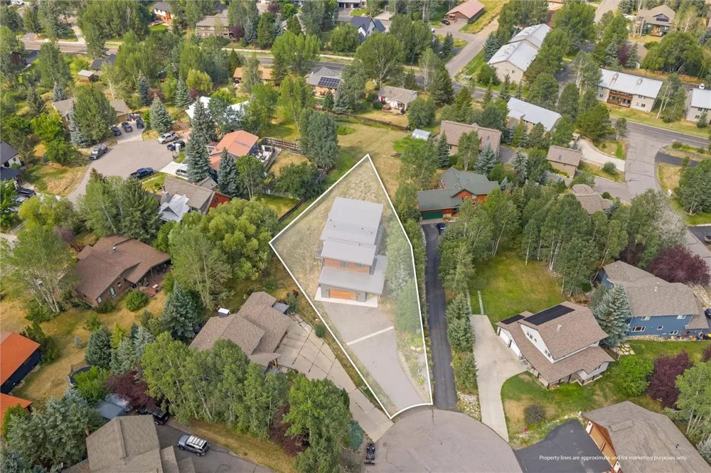 1647 Red Hawk Court Steamboat Springs, CO 80487