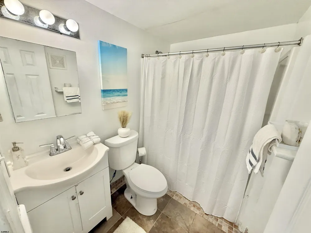 5003 Atlantic Ave Ventnor, NJ 08406