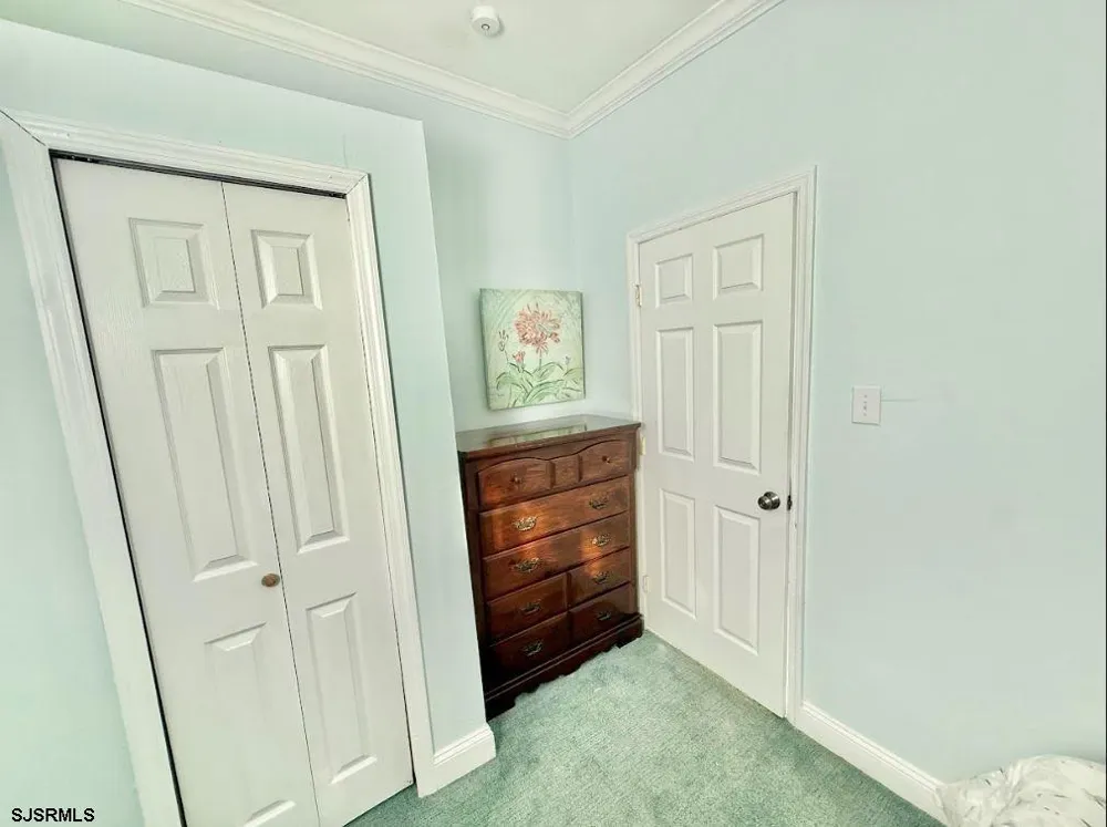 5003 Atlantic Ave Ventnor, NJ 08406