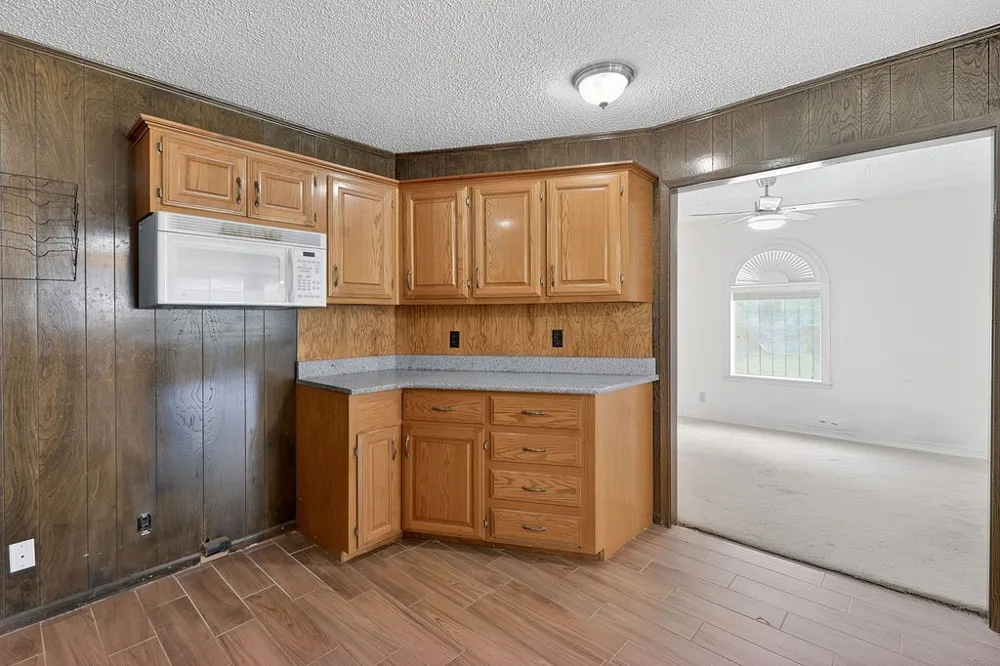 100 Joyner Street Omaha, TX 75571