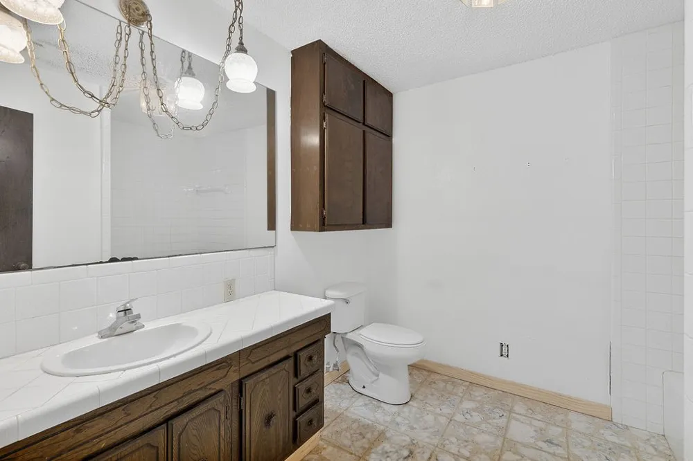 100 Joyner Street Omaha, TX 75571