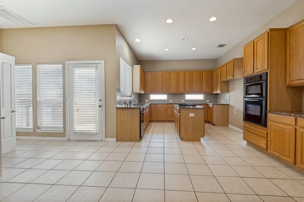 1319 Cadbury Lane Keller, TX 76248