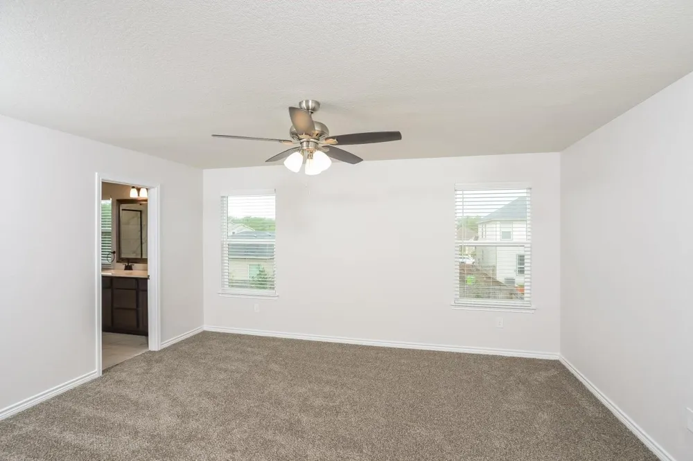 7911 Hanging Branch San Antonio, TX 78253