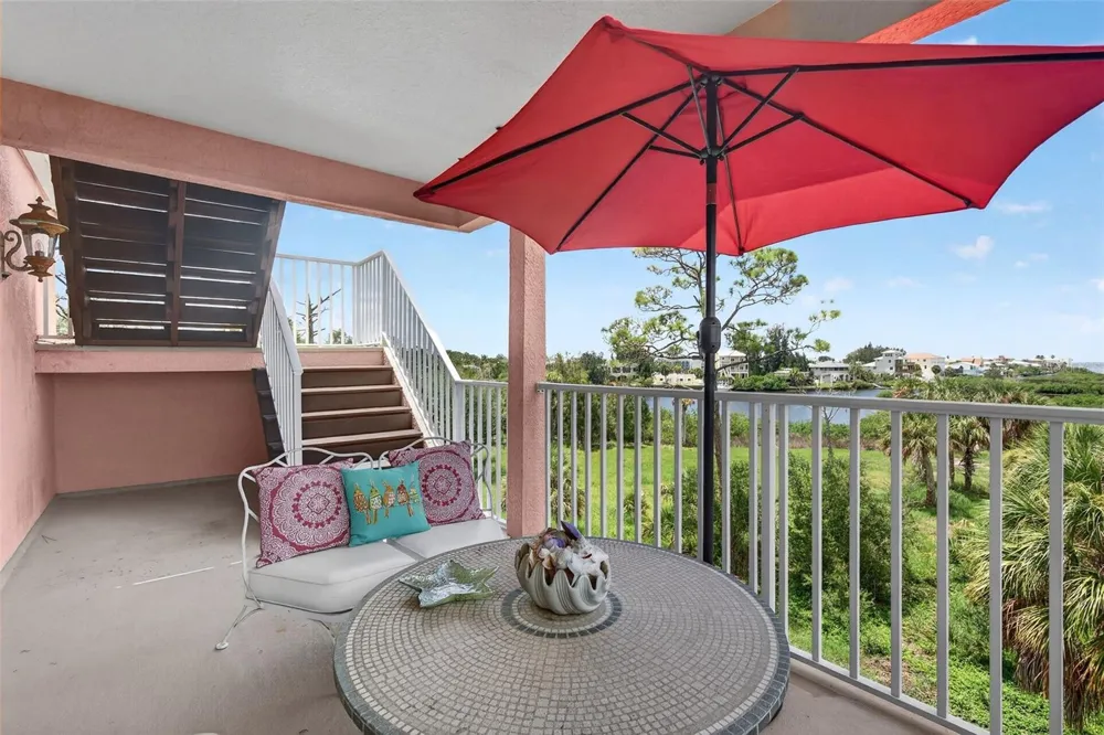 6926 MCCRAY DRIVE Hudson, FL 34667