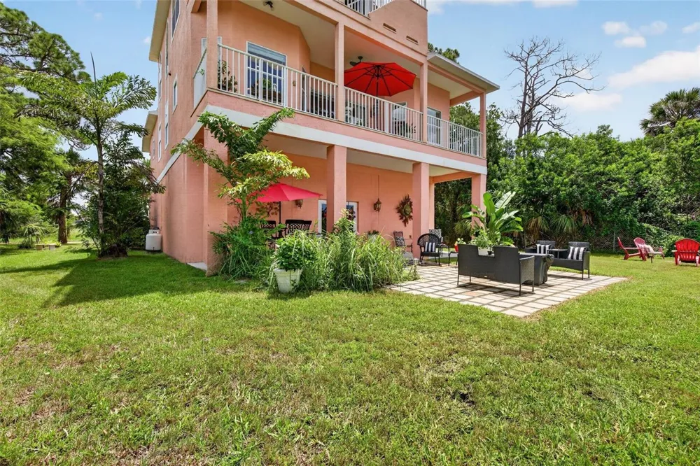 6926 MCCRAY DRIVE Hudson, FL 34667
