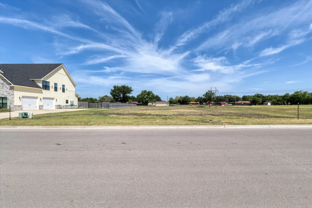 116 Big Catch Lane Robinson, TX 76706