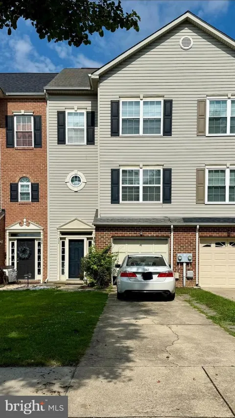 394 CAMBRIDGE PLACE