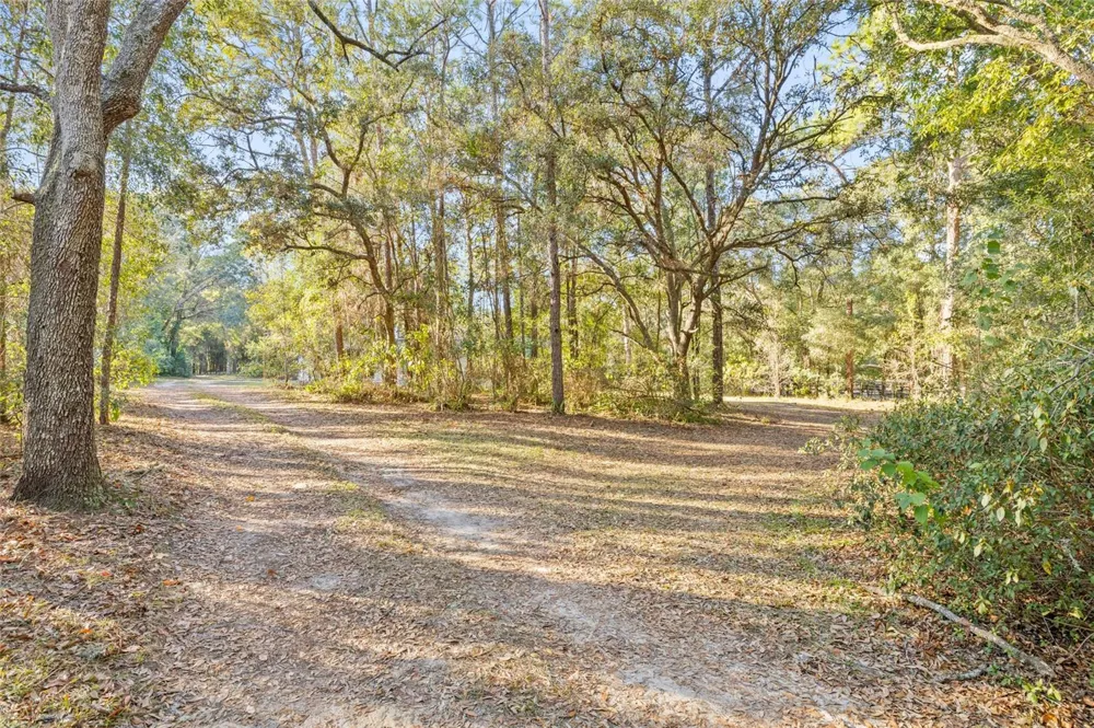 8057 SHAW ROAD Brooksville, FL 34602
