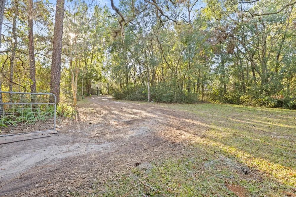 8057 SHAW ROAD Brooksville, FL 34602