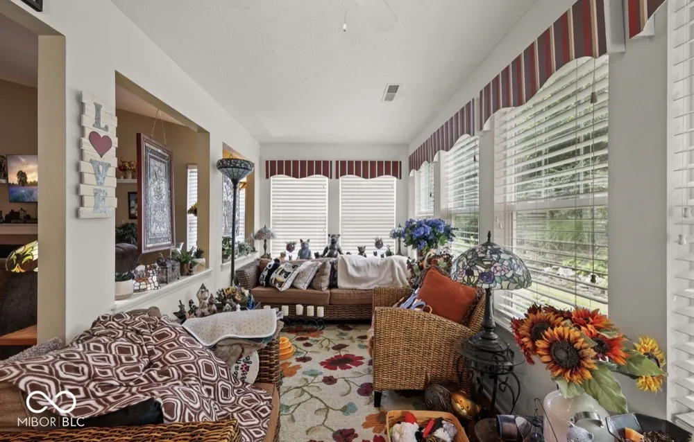 5241 Ariana Court Indianapolis, IN 46227