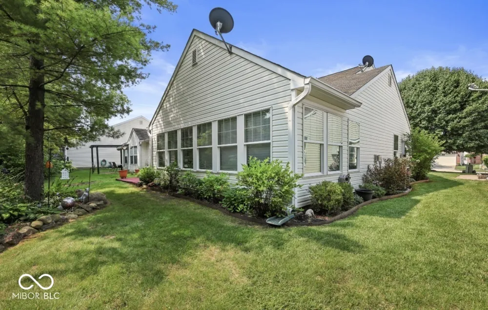5241 Ariana Court Indianapolis, IN 46227