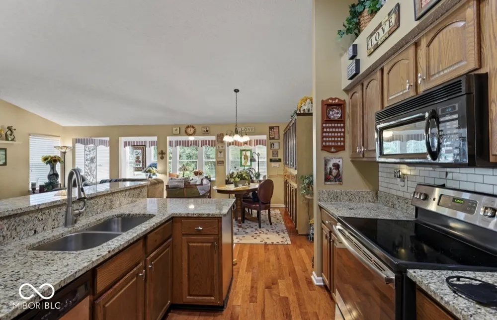 5241 Ariana Court Indianapolis, IN 46227