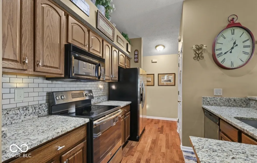 5241 Ariana Court Indianapolis, IN 46227