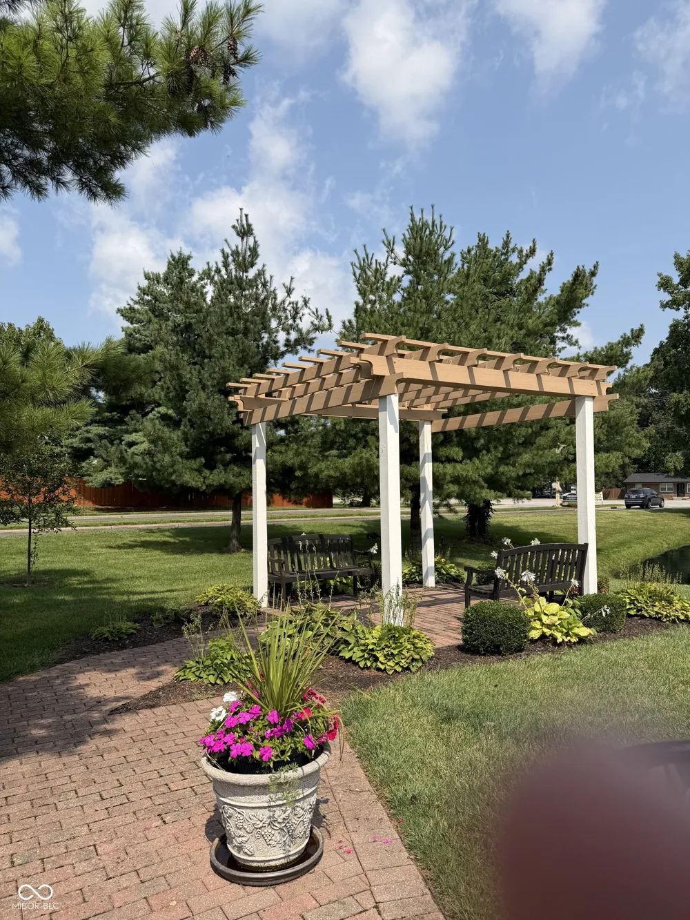 5241 Ariana Court Indianapolis, IN 46227