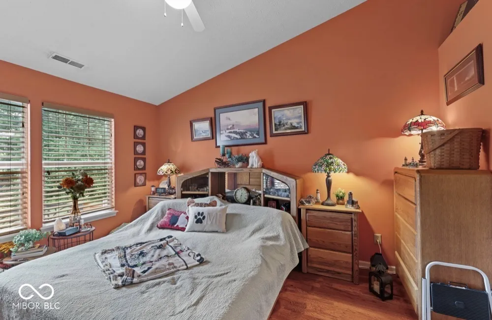 5241 Ariana Court Indianapolis, IN 46227