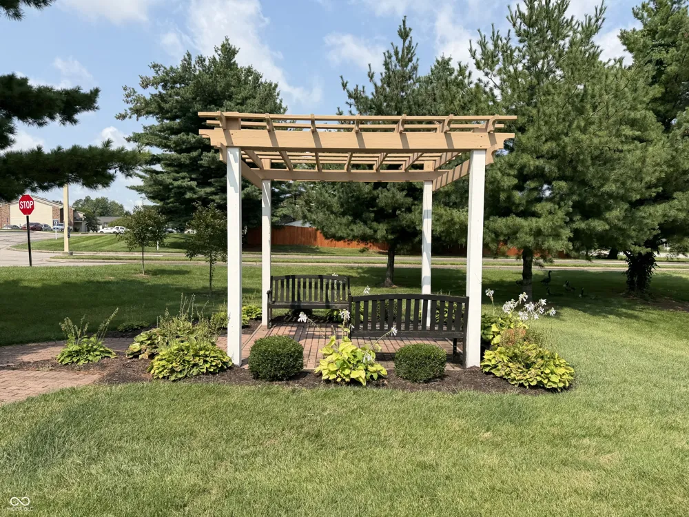 5241 Ariana Court Indianapolis, IN 46227