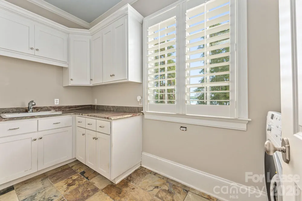 17831 Mollypop Lane Cornelius, NC 28031