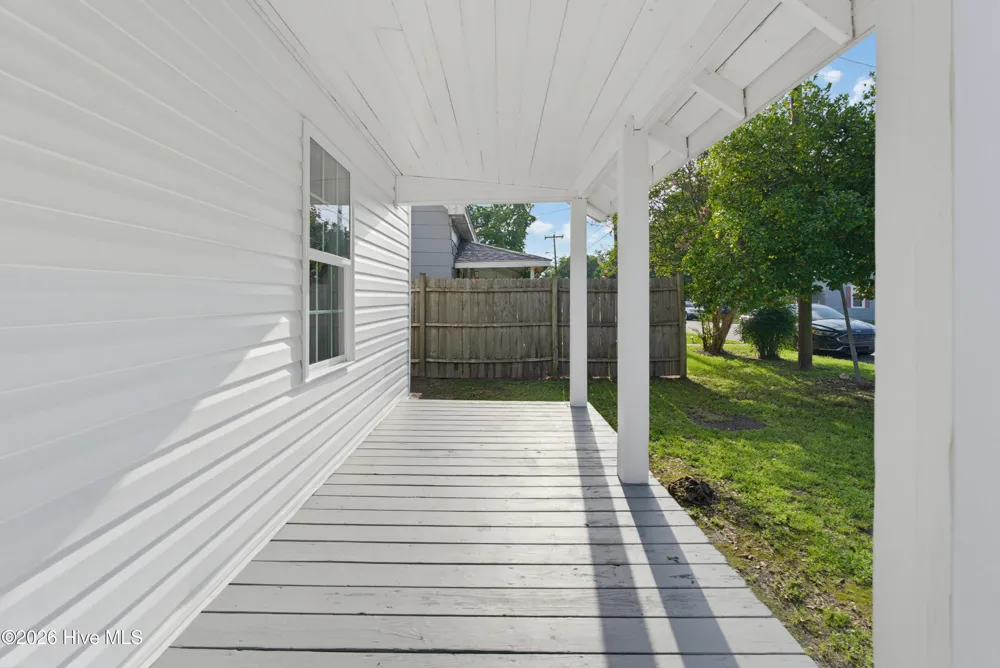 316 E Walter Street Whiteville, NC 28472