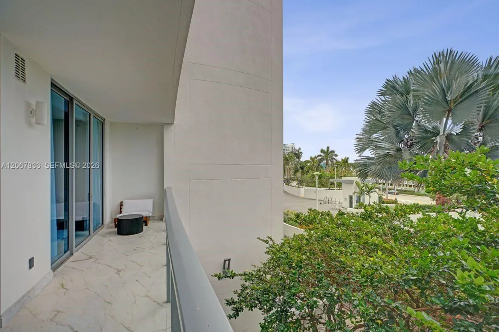 3300 NE 188th St #210 Aventura, FL 33180