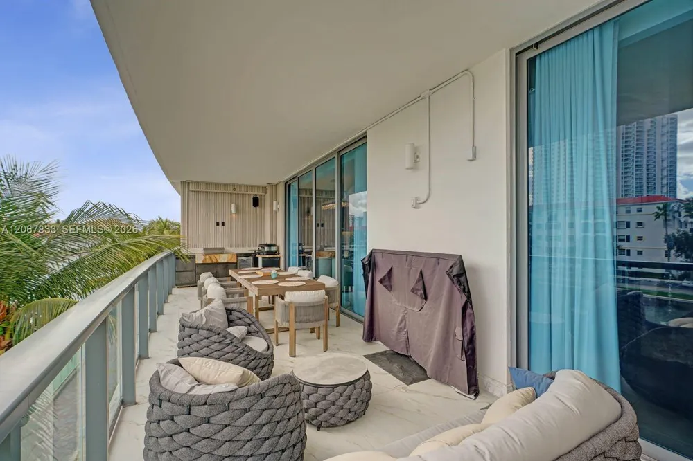 3300 NE 188th St #210 Aventura, FL 33180