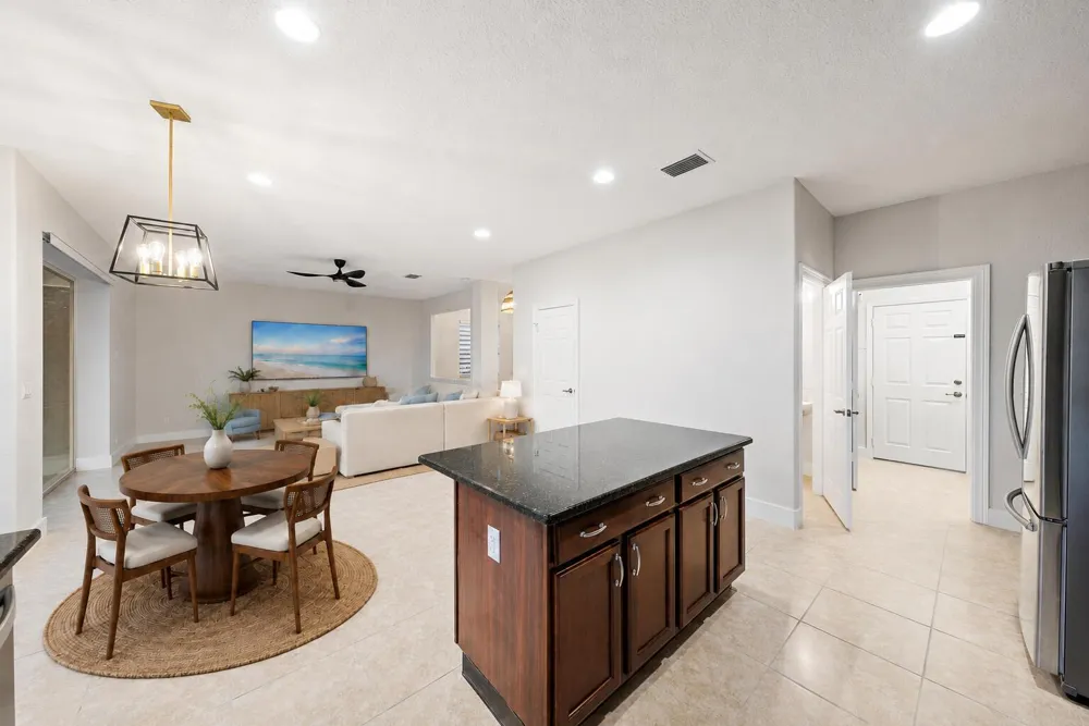 7751 SE Heritage Boulevard Hobe Sound, FL 33455