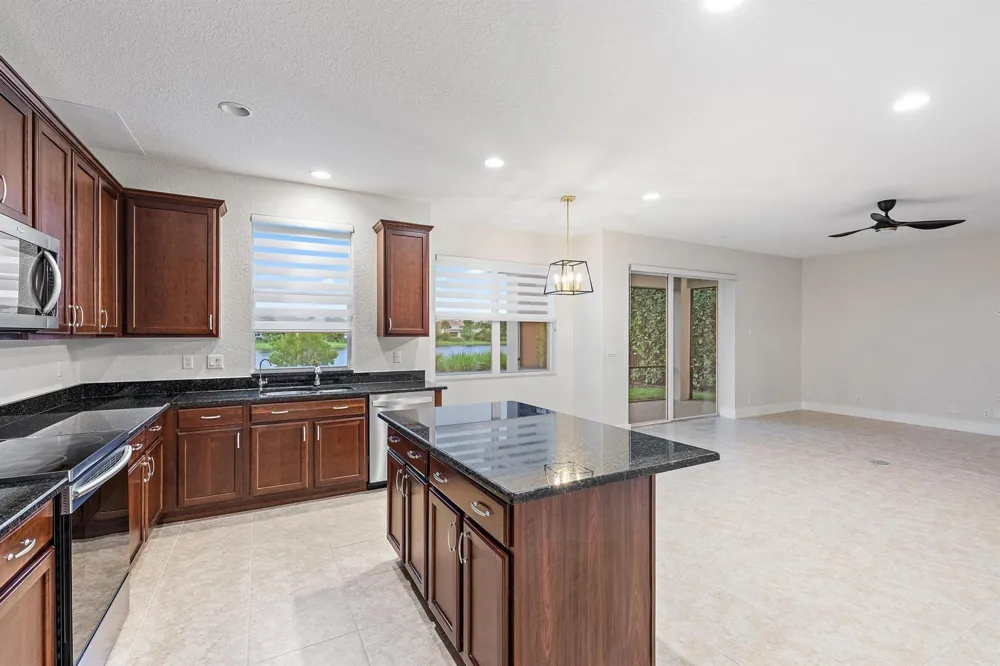 7751 SE Heritage Boulevard Hobe Sound, FL 33455
