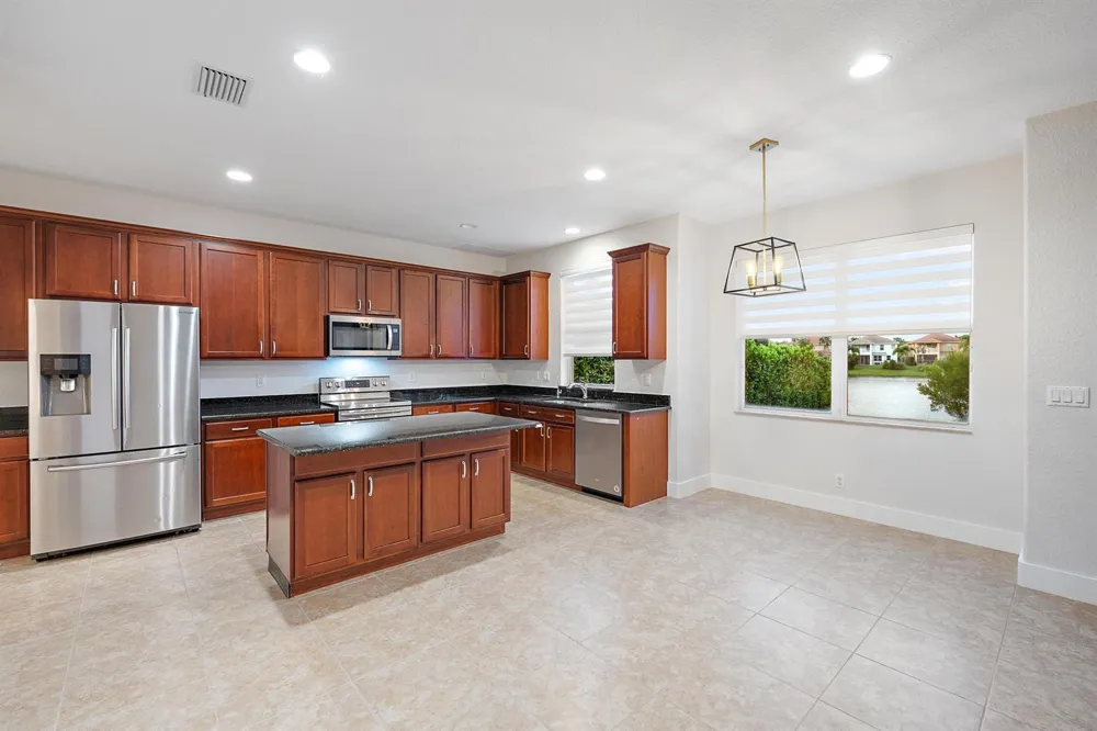 7751 SE Heritage Boulevard Hobe Sound, FL 33455