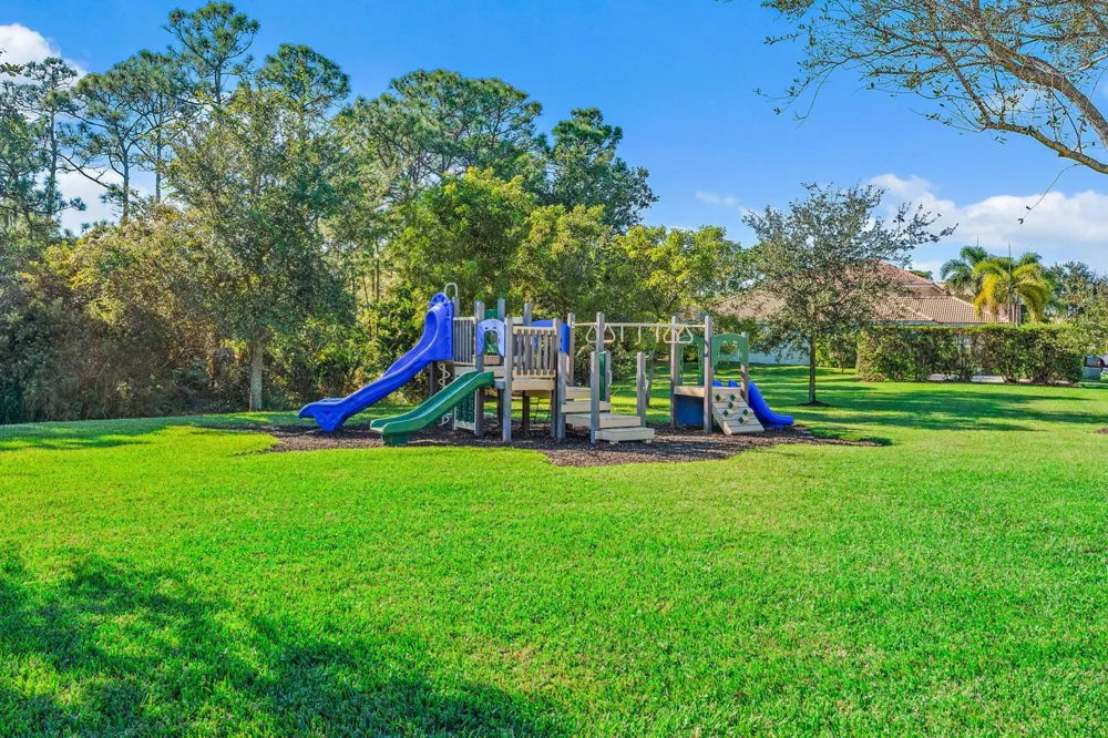 7751 SE Heritage Boulevard Hobe Sound, FL 33455